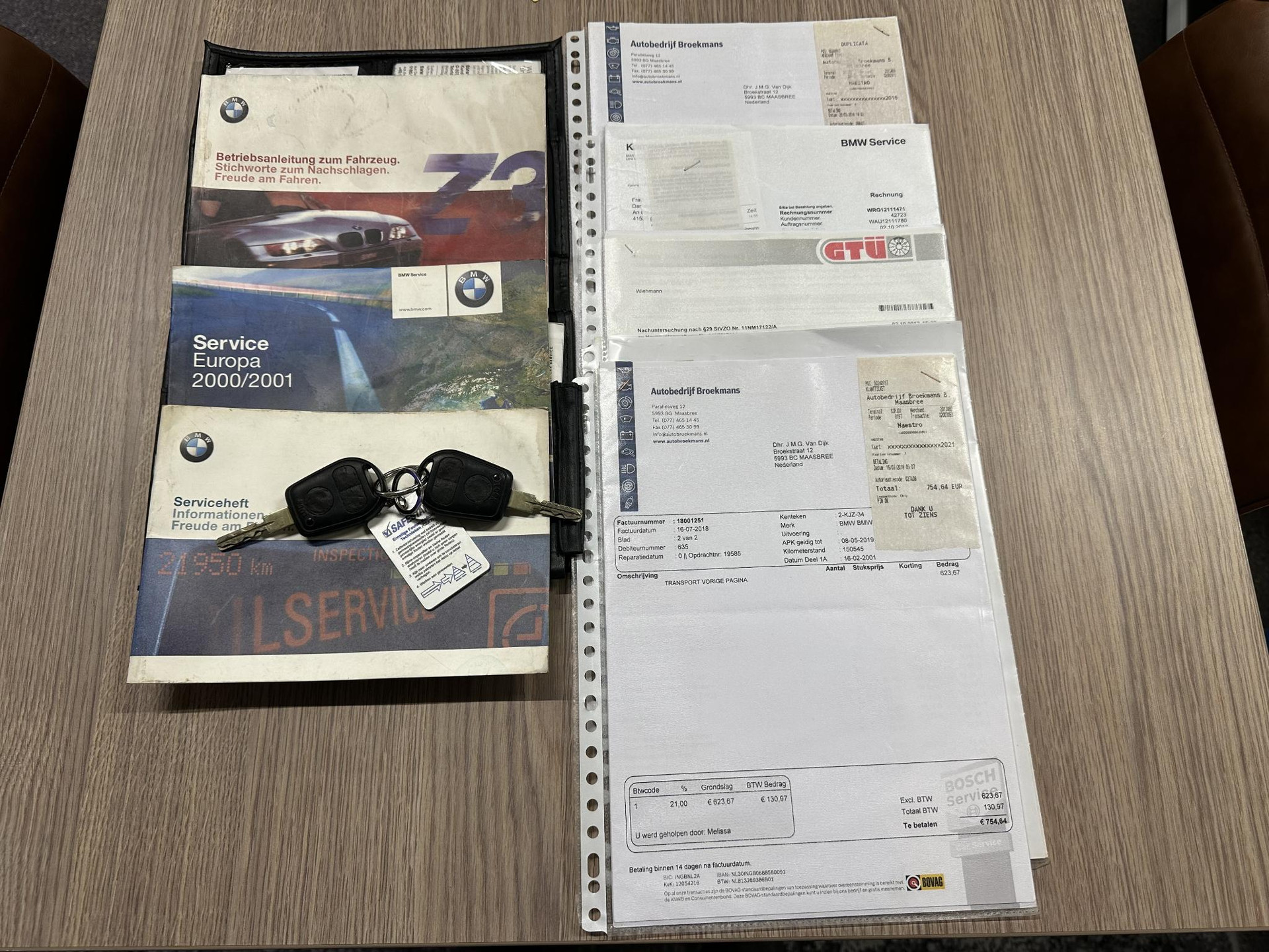 43581048-24.jpg