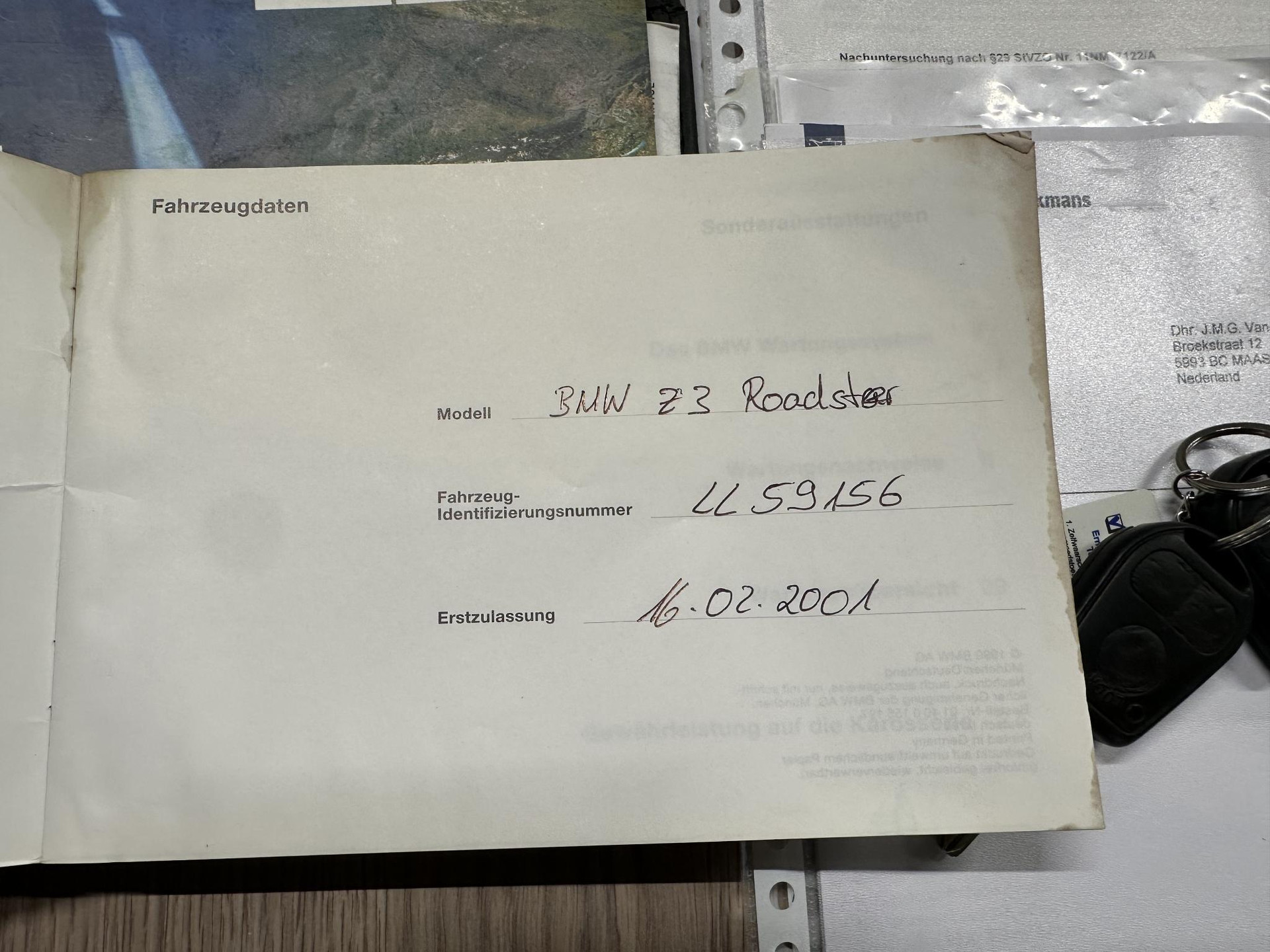 43581048-25.jpg