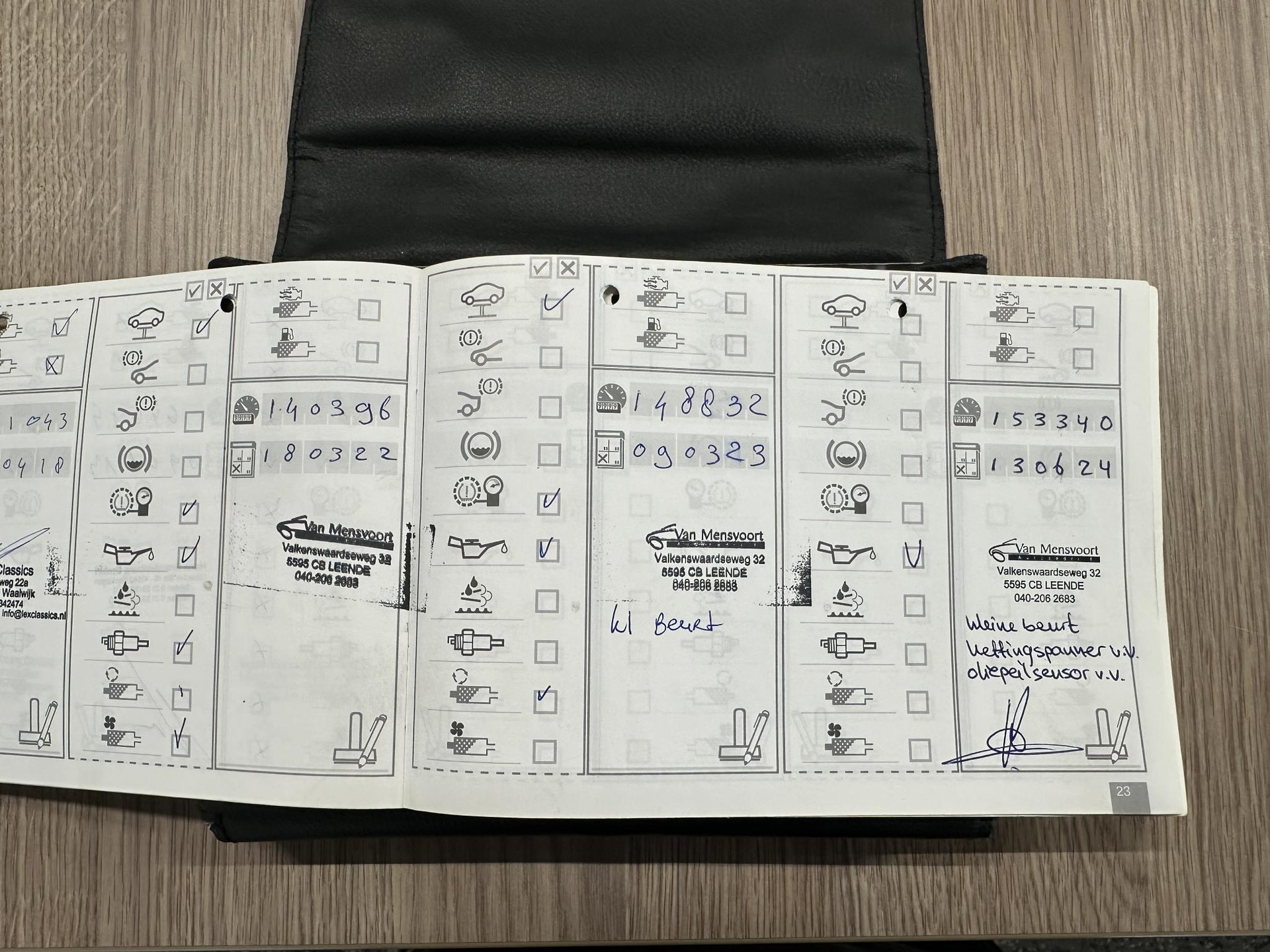 45695044-30.jpg