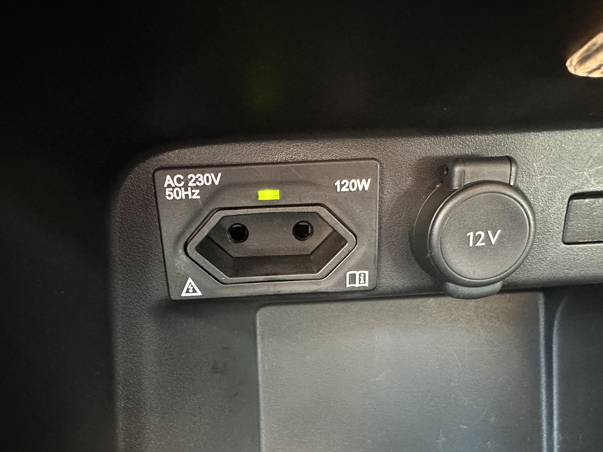 46110509-24.jpg