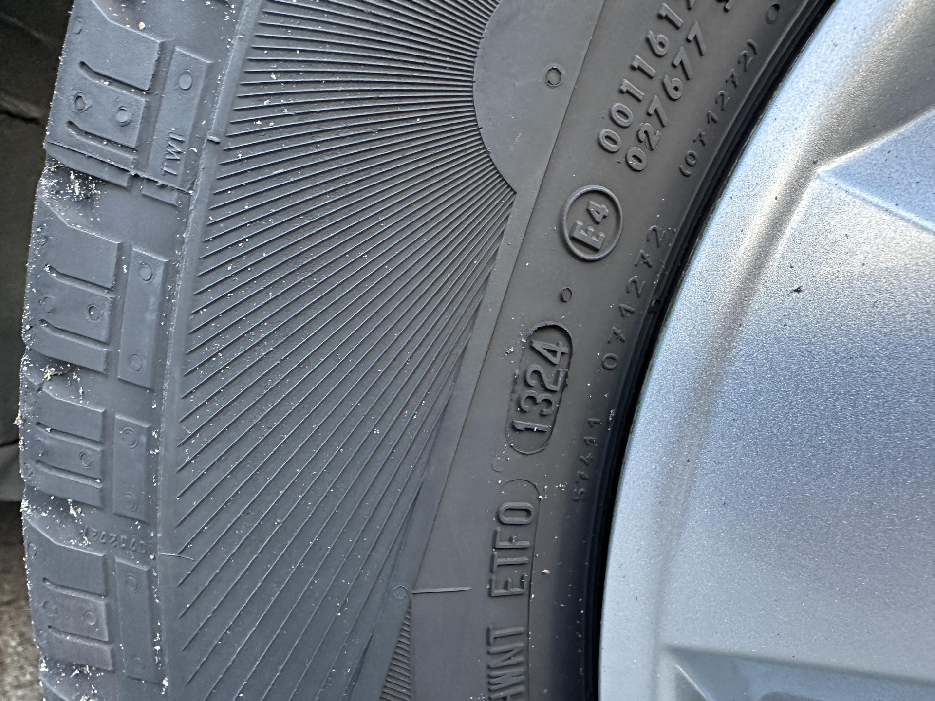 47575957-12.jpg