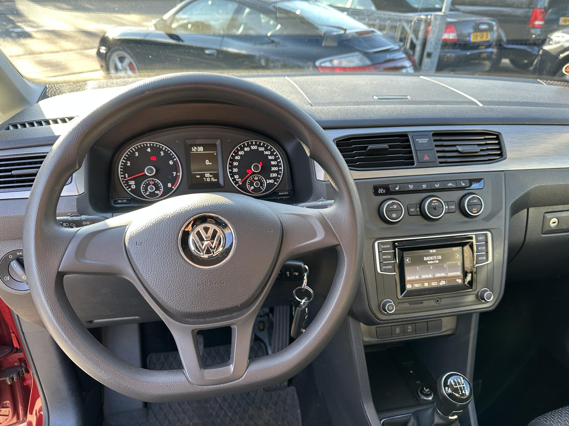 50265820-15.jpg