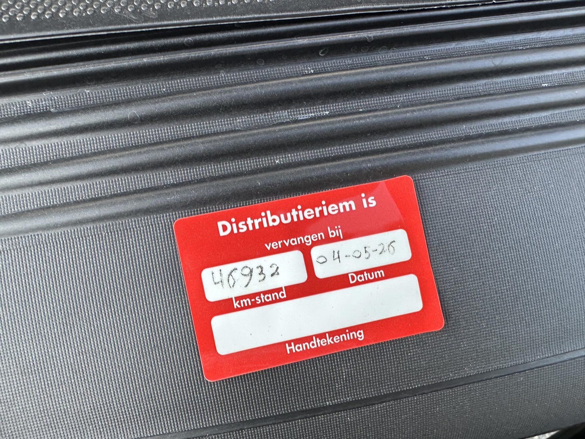 54700611-26.jpg