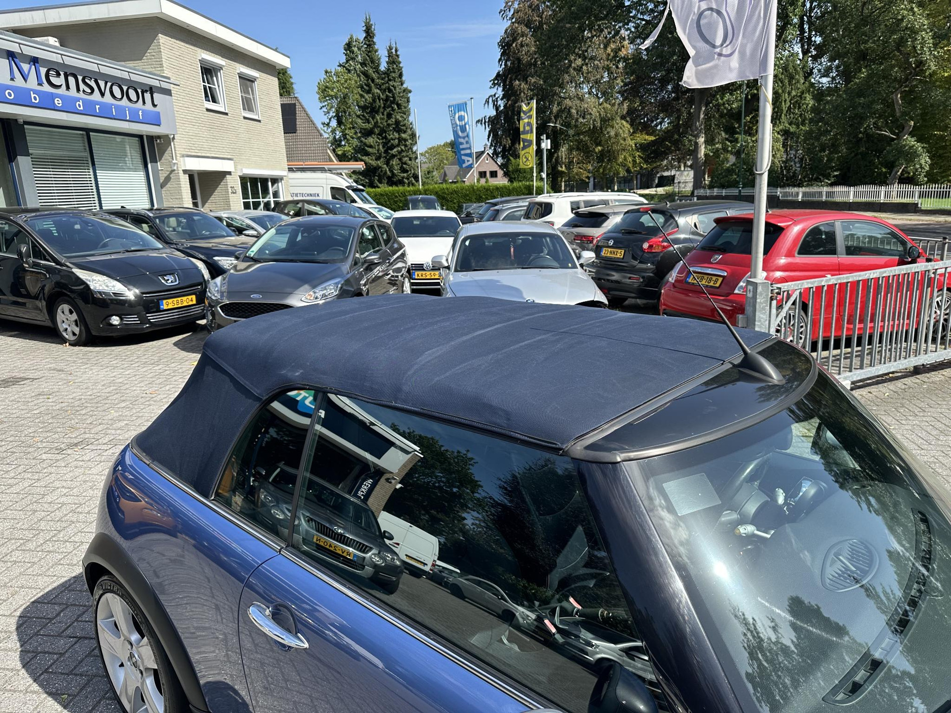 56518454-24.jpg
