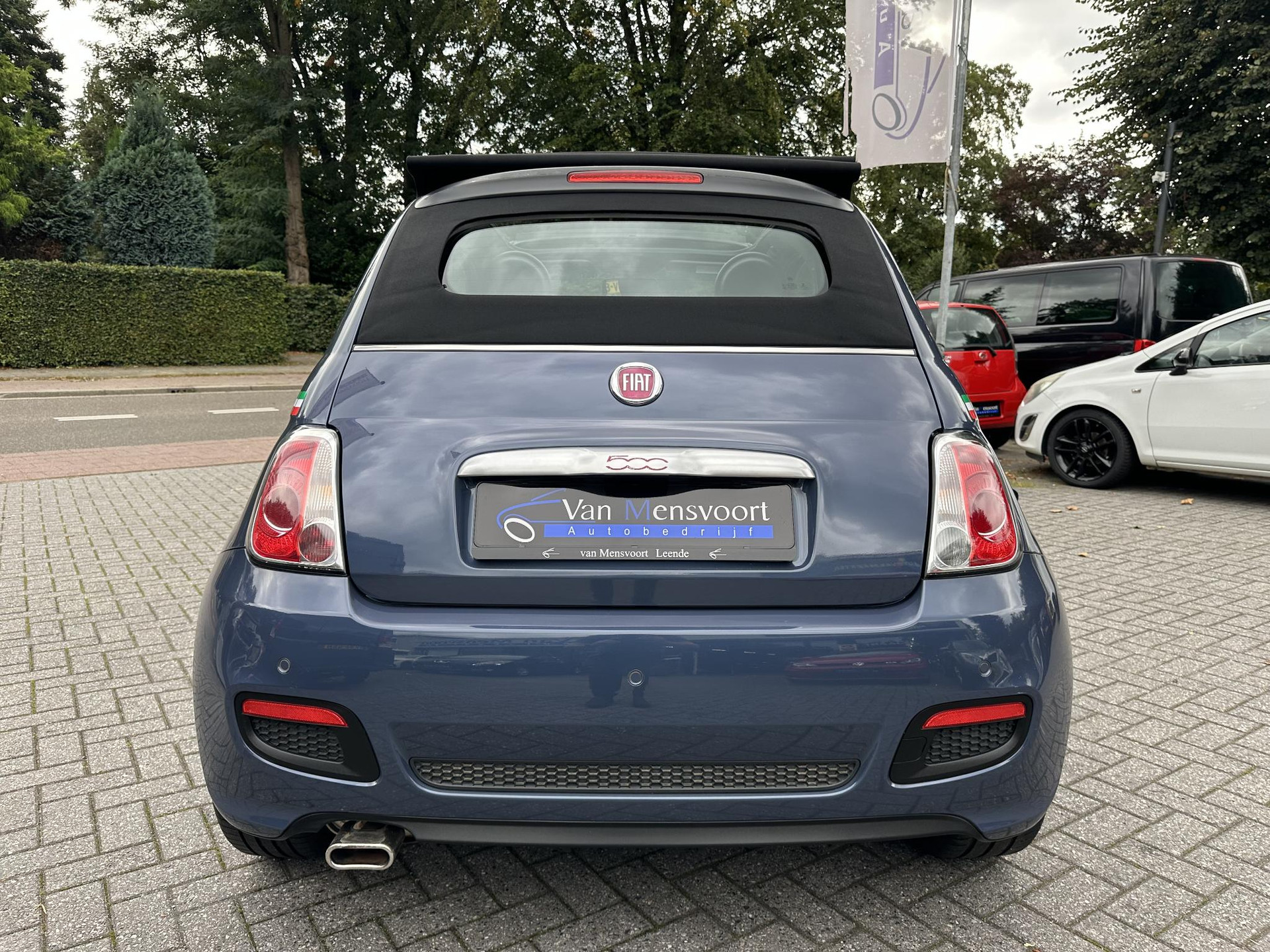 56866633-7.jpg