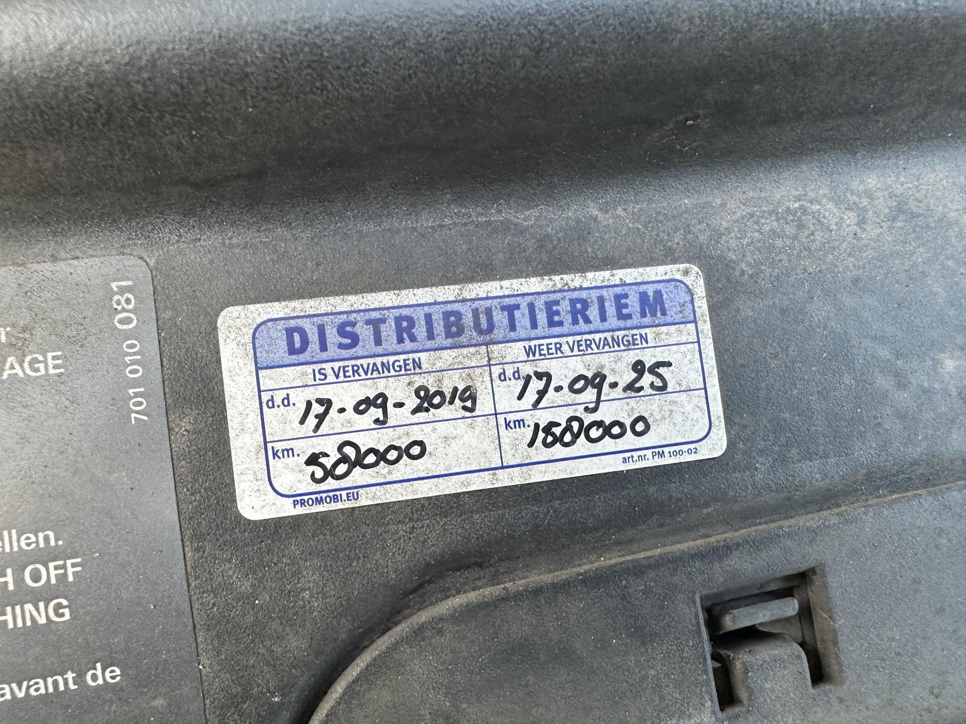57267438-19.jpg